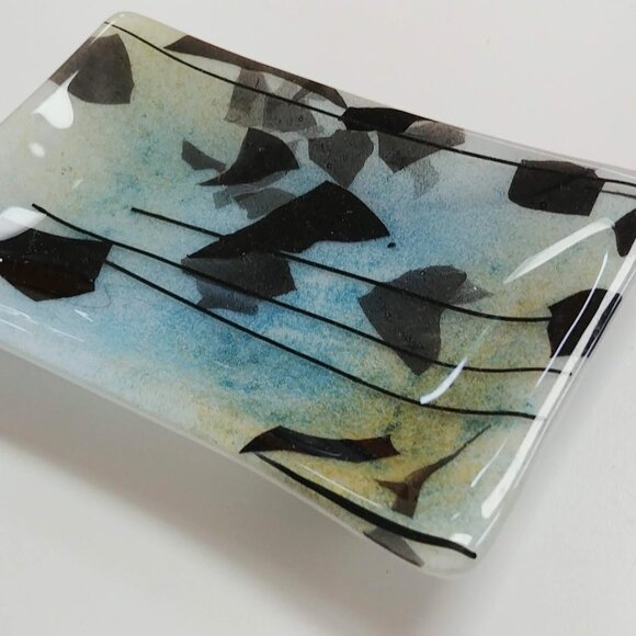 Handmade Fused Glass Dish - Picture 5 of 7
